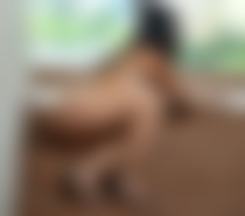 Escorts West London Paddington (H&C Line) Station - West London - Photos for slim brunette with small breasts, all natural.