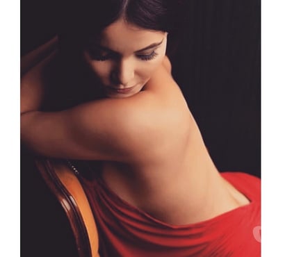 Escorts Paddington (H&C Line) Station West London - Photos for slim brunette with small breasts, all natural.