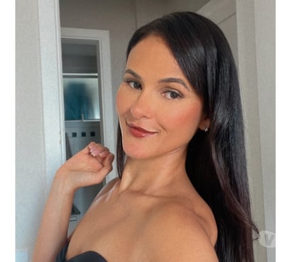 Escorts Kensington and Chelsea Central London - Photos for slim brunette with small breasts, all natural.