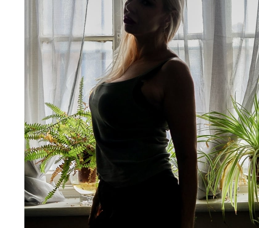 Escorts Southport Sefton - Photos for Blonde massages are the best!