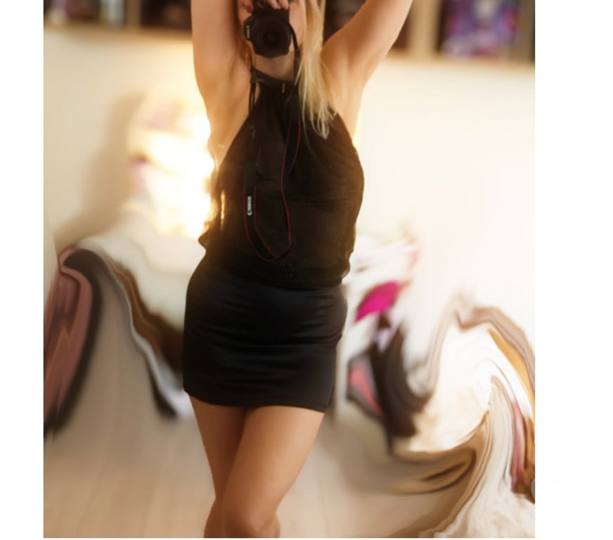 Escorts Merseyside Sefton - Photos for Blonde massages are the best!