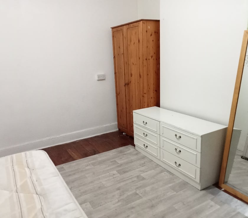 room to let East London Upton Park - East London - Photos for double room to let @ E13 9DA bills inclusive available now