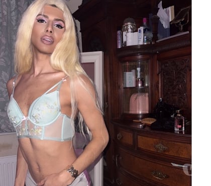 Transsexual Escorts Birmingham City Centre Birmingham - Photos for Indian dom shy latte