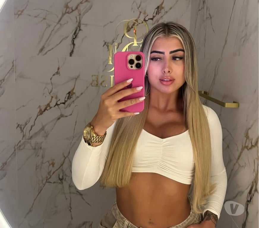 Escorts Peterborough Peterborough City Centre - Peterborough - Photos for 🎊Party Girl no rush Friendly Brazilian 🇧🇷🎊