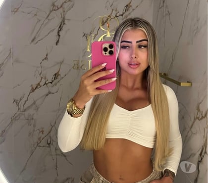 Escorts and Massages Peterborough City Centre Peterborough - Photos for 🎊Party Girl no rush Friendly Brazilian 🇧🇷🎊