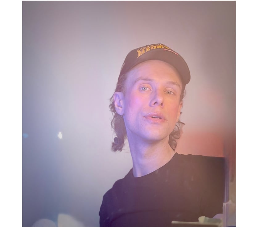  Gay massage Central London Westminster - Central London - Photos for ((INCALL 2 NITE)) P R E T T Y B O Y 4 U slim, smooth&femme'