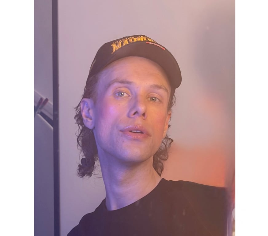  Gay massage South West London Lambeth - Photos for Slim Smooth Hung and Handsome