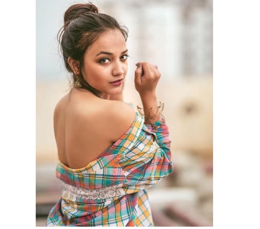 Escorts West London Hounslow - Photos for Available Your Town