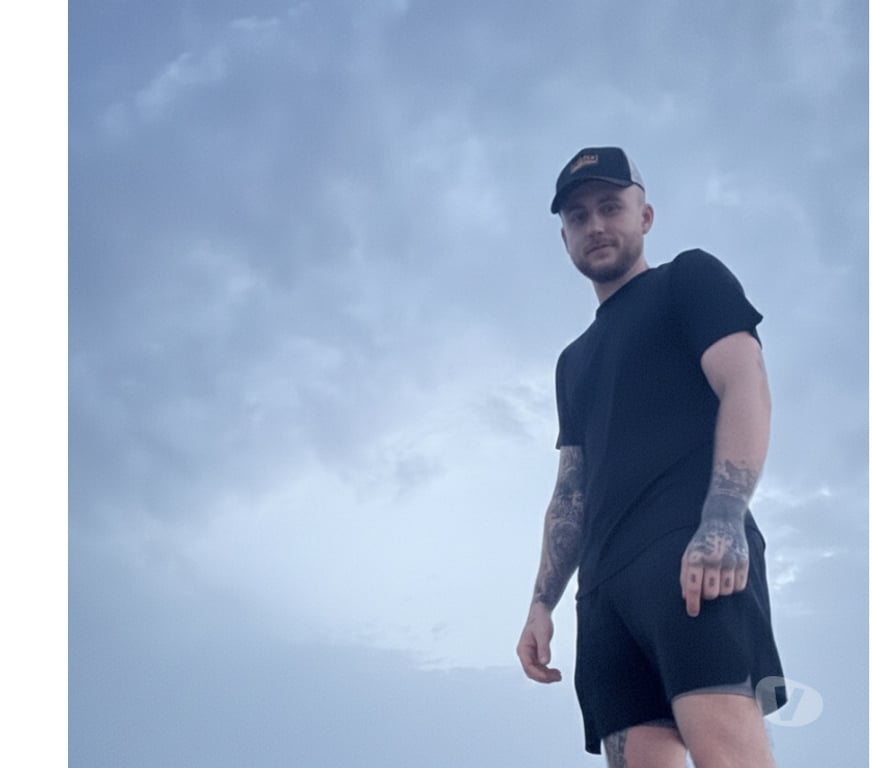 Escorts Greater Manchester Manchester - Photos for Male escort at your service - Message me first