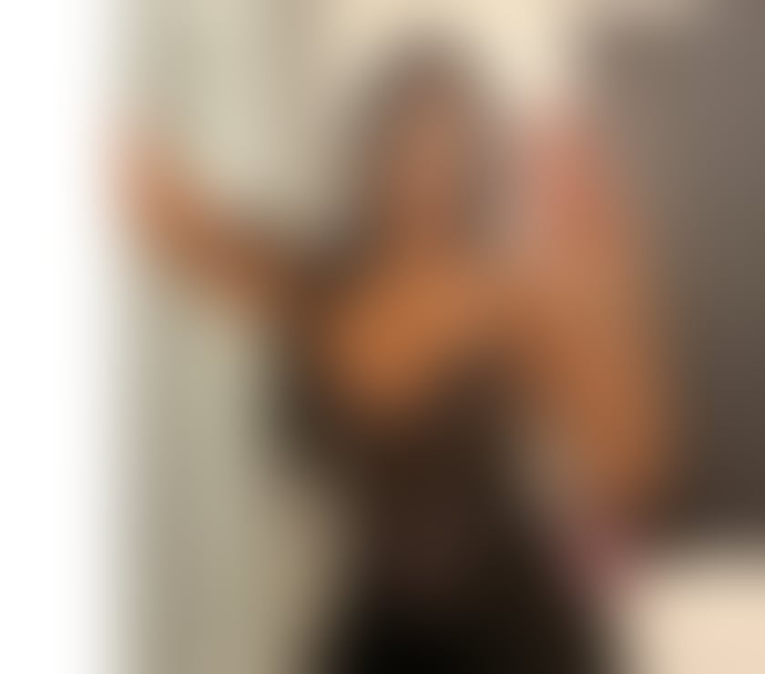 Escorts West Midlands Birmingham - Photos for Hi I'm roxana party girl full service