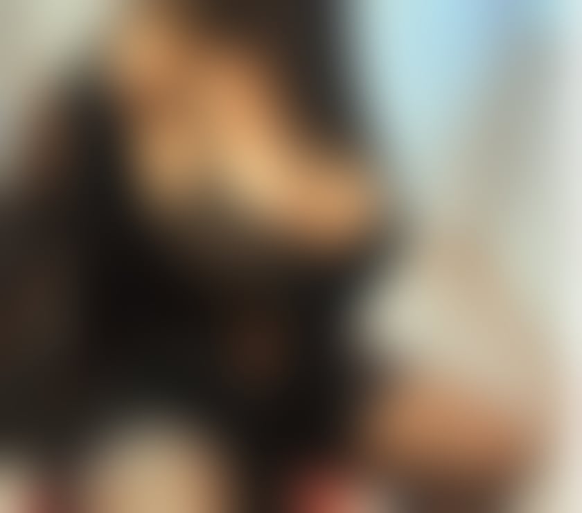 Escorts East London Leyton - East London - Photos for ADRI SWEET MATURE LADY (THE BEST OWO FRENCH KISSING)