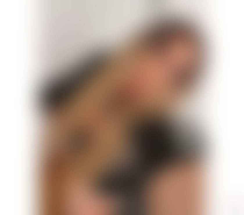 Escorts Halton Widnes - Halton - Photos for SUZY LADYBOY PORNO ⭐️ NOW IN WIDNES 🫦