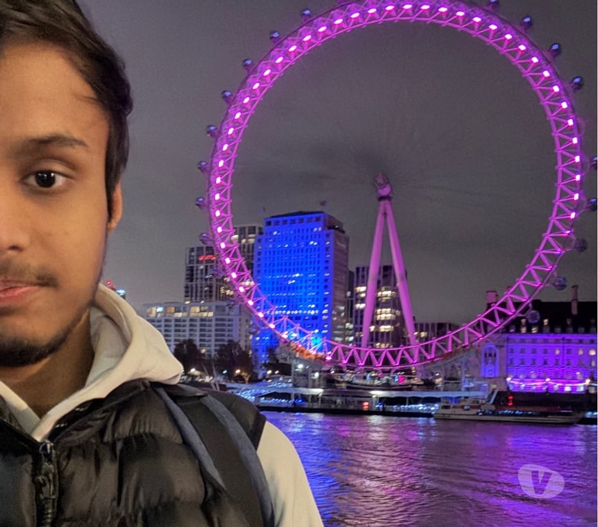 Other Services North London Edmondton Green Station - North London - Photos for Hey there are you looking for fun I here to help