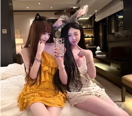 Escorts and Massages Swindon Town Centre Swindon - Photos for 💖Duo💖New💖Party💦Escorts💋22yrs