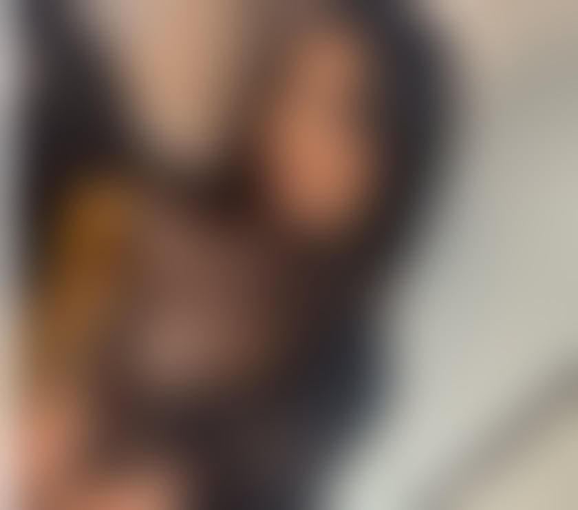 Trans Escorts East London Canary Wharf - East London - Photos for TS Emily Sales - PORN STAR INTERNATIONAL