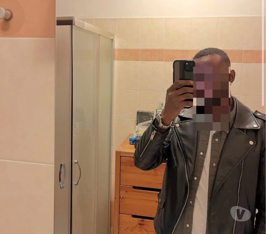 Escorts Greater Manchester Manchester - Photos for Straight black chocolate for FEMAL ONLY