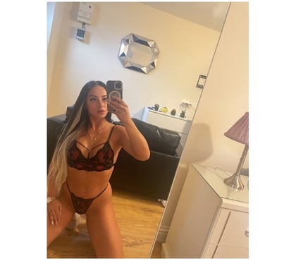  Escorts Swindon Town Centre Swindon - Photos for Classy on the Surface, Dangerous Inside 😈