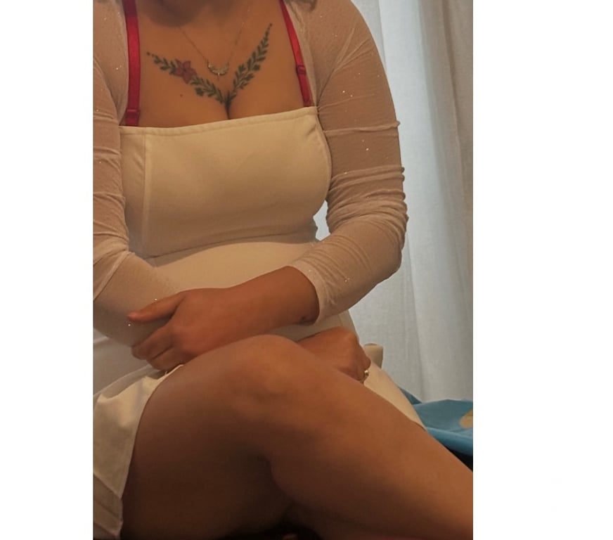 Escorts West Yorkshire Leeds - Photos for A very beautiful Arab lady