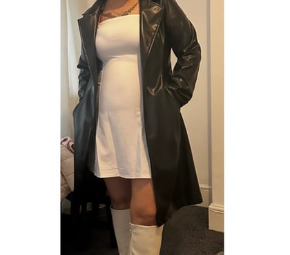 Escorts Cross Green Leeds - Photos for A very beautiful Arab lady