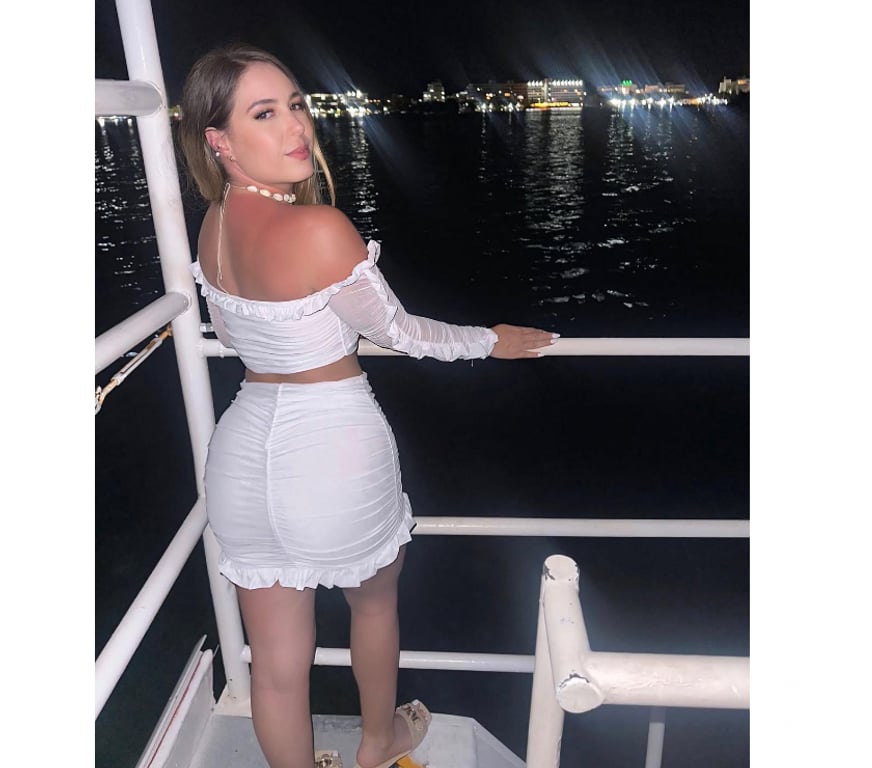 Escorts Somerset Yeovil - Somerset - Photos for Scarlett Brazilian 🇧🇷 Pretty 🍓🍑💋🥂