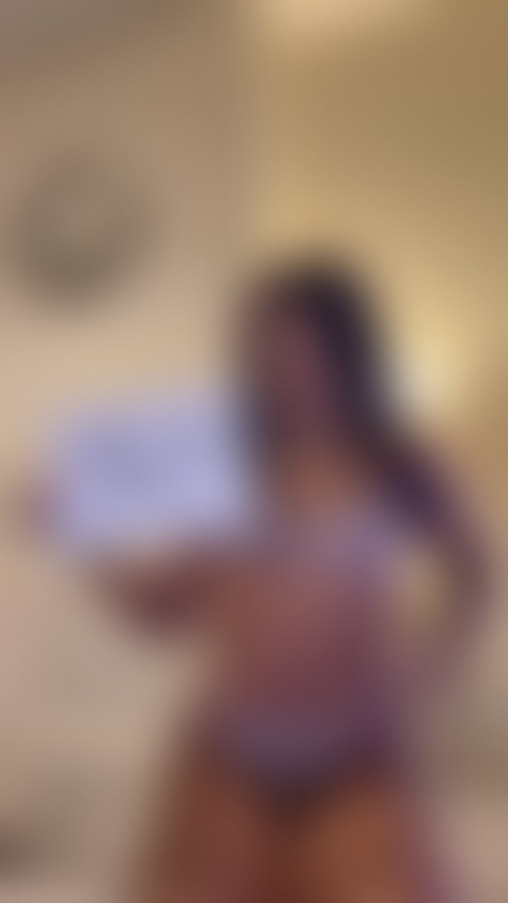 Escorts Staffordshire Stoke-on-Trent - 