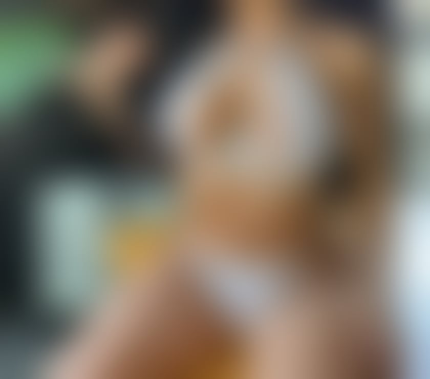 Escorts East London Havering - Photos for WOW WOW PARTY FUN MERRY CHRISTMAS 💥