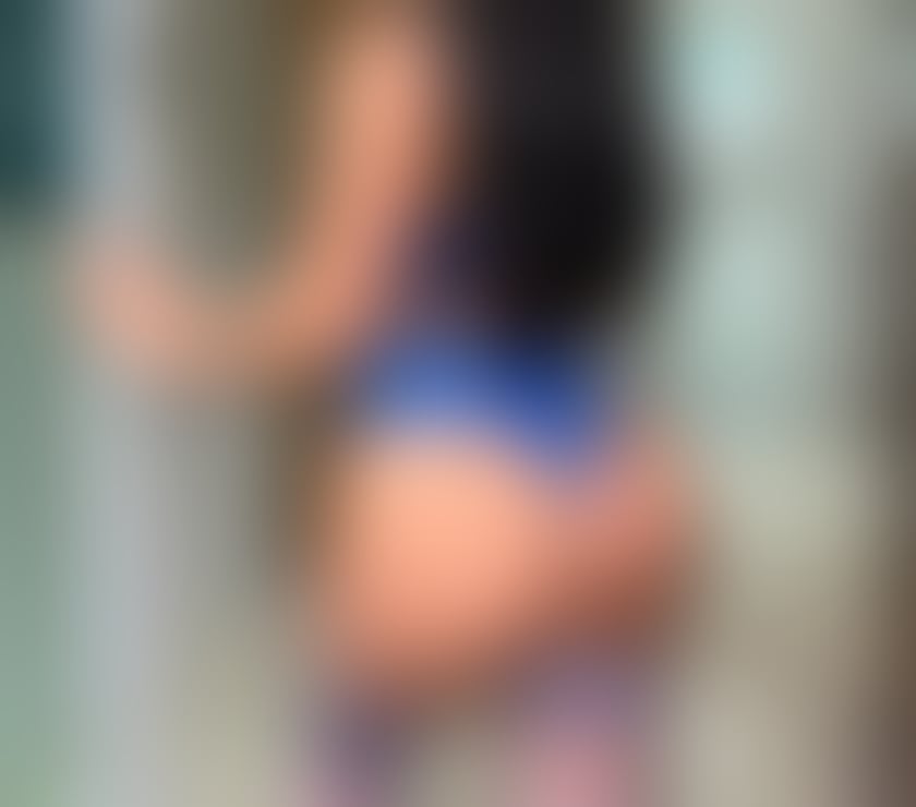 Escorts East London Havering - Photos for WOW WOW PARTY FUN MERRY CHRISTMAS 💥