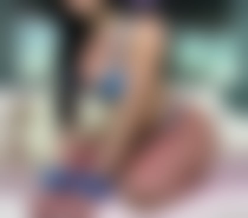 Escorts East London Havering - Photos for WOW WOW PARTY FUN MERRY CHRISTMAS 💥