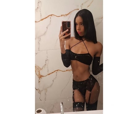 Trans Manchester City Centre Manchester - Photos for 🇧🇷TS BLACK MODEL🇧🇷