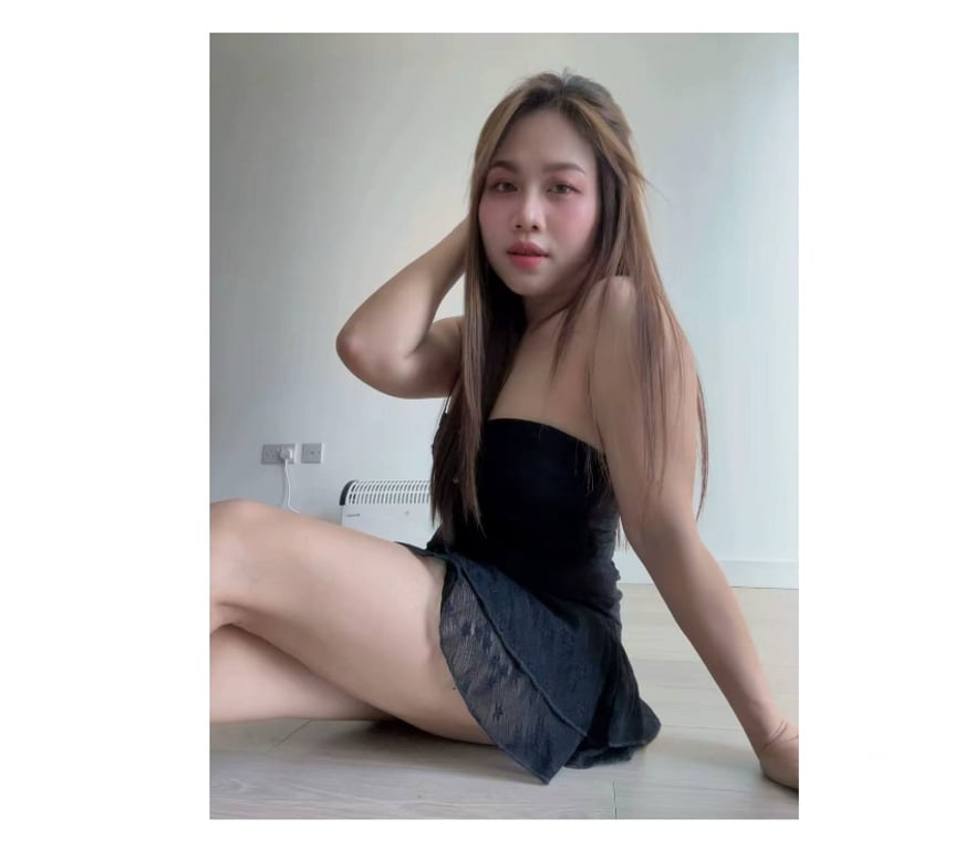 Escorts East London Stratford - East London - Photos for Cutie Tiny Thai Girl Nida 💋