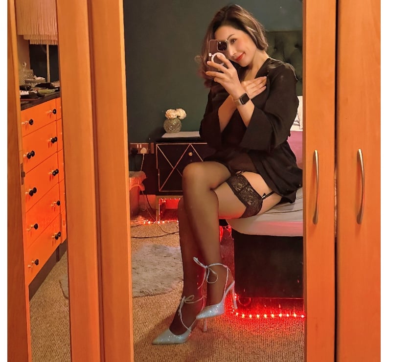 Escorts Cardiff Cardiff City Centre - Cardiff - Photos for Elena Thai visiting Cardiff now..my video 100% me