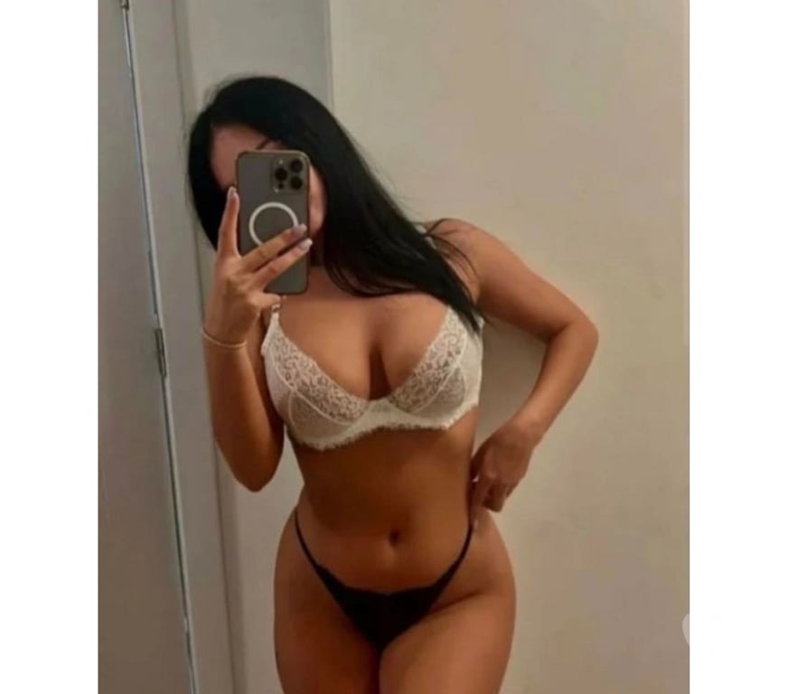 Escorts West Yorkshire Bradford - Photos for New Anelis in town