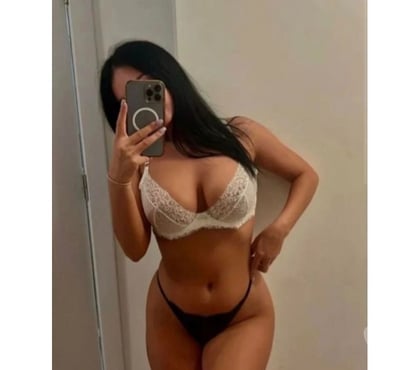  Escorts Bradford City Centre Bradford - Photos for New Anelis in town