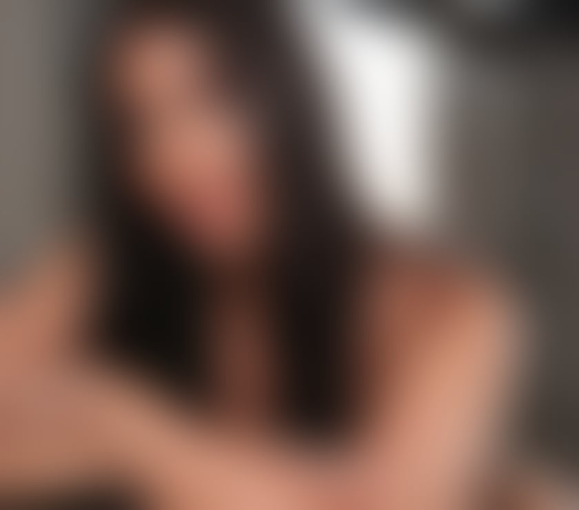 Escorts Croydon Town Centre Croydon - Photos for 💋Carol, a hot Brazilian girl 💋 party 🔥🔥