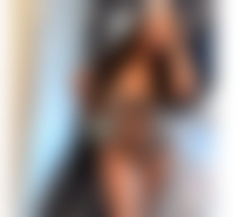 Escorts South East London Sydenham - South East London - Photos for HOT Fun Loving Latina AMELIA! 🎉PARTY🎉