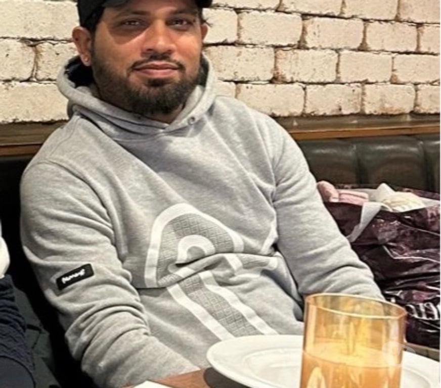 Escorts Bedfordshire Luton - Photos for Destructive male messeur