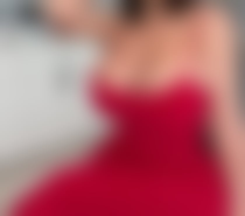 HOT THE BEST SERVICE OUTCALL PARTY GIRL