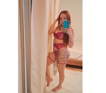  Escorts Borough Station South East London - Photos for Natural redhead, party girl🔥🥳 🇧🇷