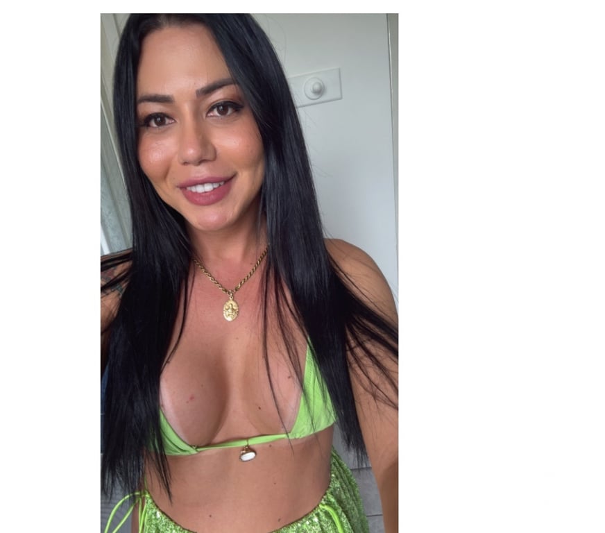 Trans Escorts East London Stratford International - DLR Station - East London - Photos for Grazyellen 🔥 Top 🍆 Bottom 🍑