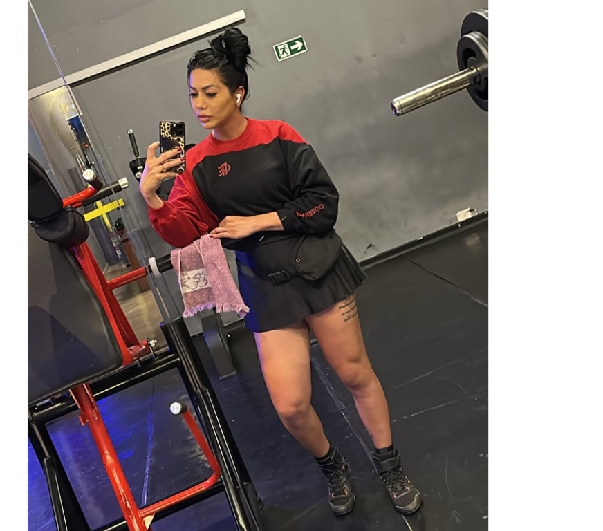 Trans Escorts East London Stratford - DLR Station - East London - Photos for Grazyellen 🔥 Top 🍆 Bottom 🍑