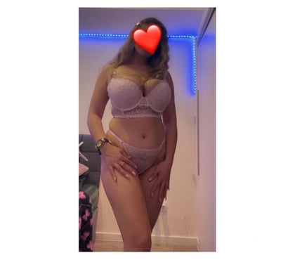 Escorts and Massages Dalmarnock Glasgow - Photos for Sellena Elegance, Fun & Unforgettable Company 🥰🥂