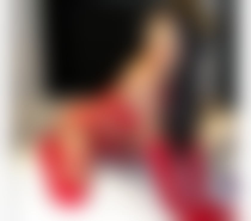 Trans Escorts East London Forest Gate - East London - Photos for Feminine Juicy Smooth Model TRANS Girl With Hard TOY