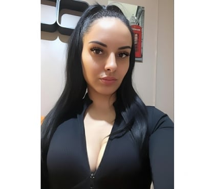 Escorts and Massages Burton-on-Trent East Staffordshire - Photos for Hot Party Girl Laura Come And Have A Good Time💦