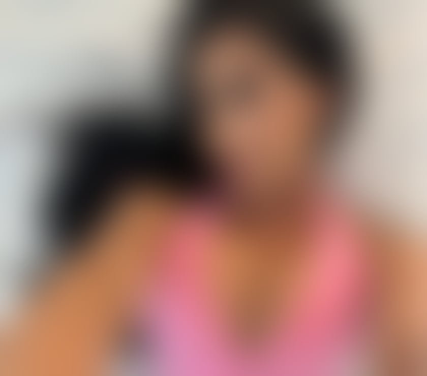 Escorts and Massages Limehouse East London - Photos for 🇧🇷 Luana 🍑 CURVY PARTY GIRL 🍾🥂