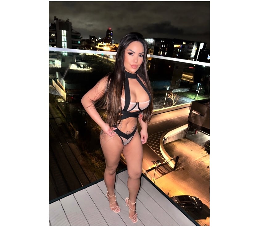 Escorts Richmond Richmond upon Thames - Photos for STUNNING 🫦🇧🇷 PARTY 💥🍾