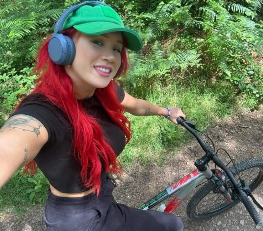 Escorts and Massages Edinburgh Edinburgh - Photos for 🍒 Cherry Russian 🇷🇺 - 📍Edinburgh First Time