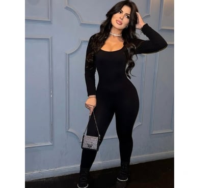 Escorts and Massages Farringdon Station Farringdon - Central London - Photos for Ayla Petit Beautiful Party 🎉😏💋💞❤️‍🔥