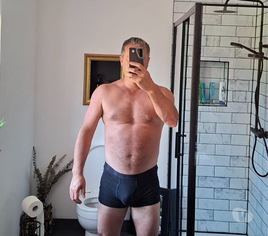 Escorts Greater Manchester Tameside - Photos for Luxury Massage For Ladies