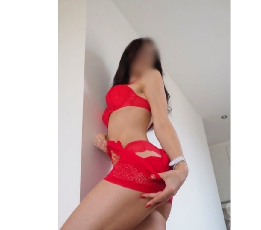 Escorts South East London Lewisham - Photos for Emily UNFORGETTABLE GIRLFRIEND EXPERIENCE & BEST BJ