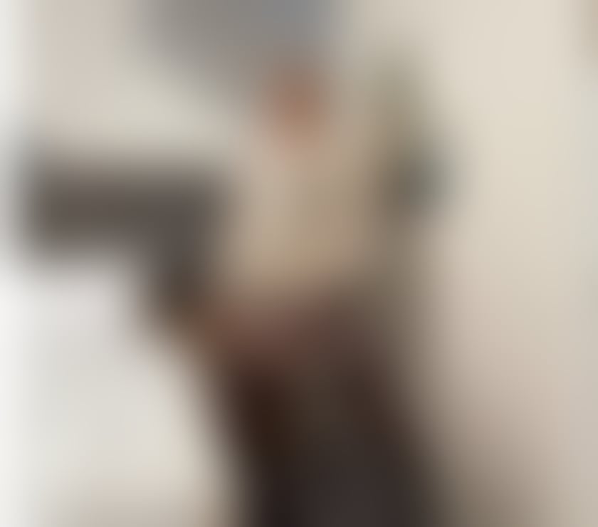 Trans Escorts Hampshire Rushmoor - Photos for Sexy Mature TS Escort